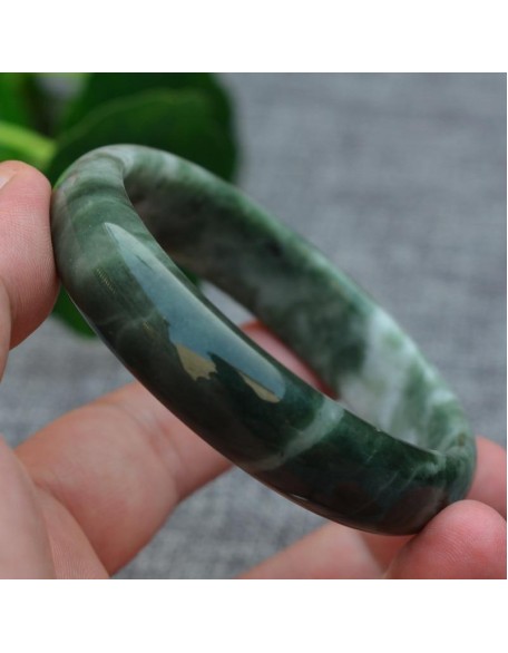 Pure Jade Bangle Bracelet - Healing & Protecting